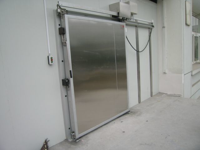 La puerta deslizante eléctrica manual articuló el paseo de la puerta en paseo de enfriamiento comercial de la baja temperatura del congelador en refrigerador